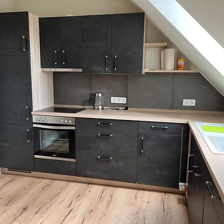 Luxus Lindenhof Apartments -Ferienwohnungen In Friesland An Der Nordsee Am Naturschutzgebiet Urwald Neuenburg  객실 사진