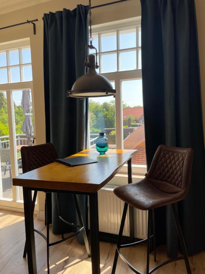Luxus Lindenhof Apartments -Ferienwohnungen In Friesland An Der Nordsee Am Naturschutzgebiet Urwald Neuenburg  외부 사진