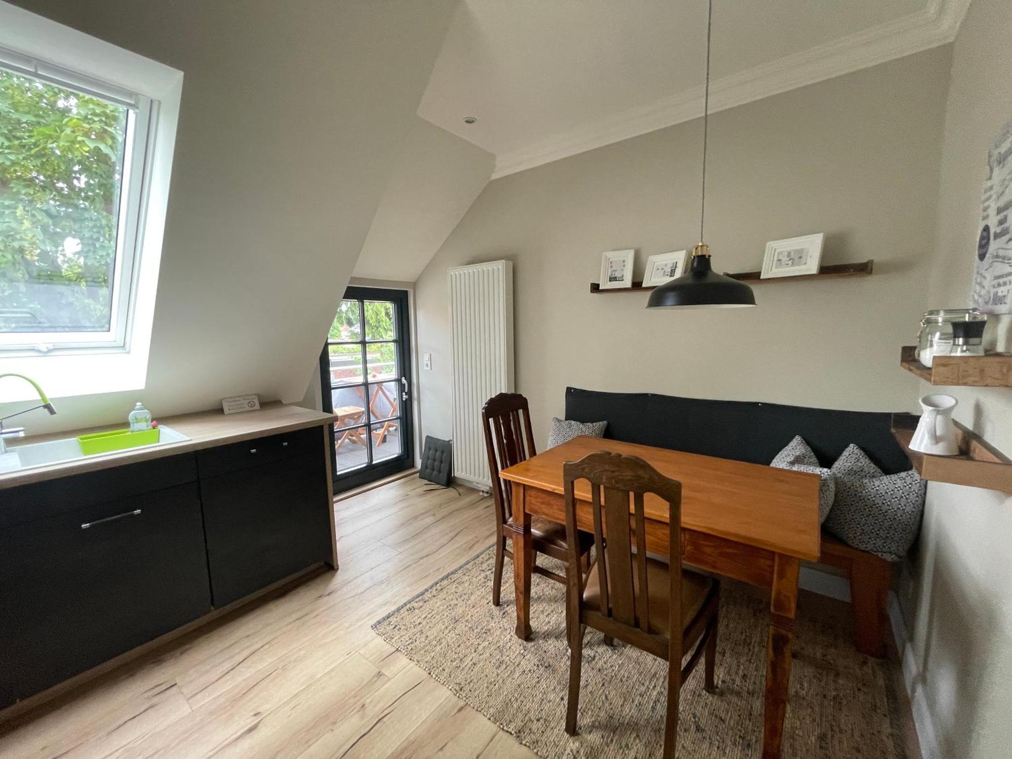 Luxus Lindenhof Apartments -Ferienwohnungen In Friesland An Der Nordsee Am Naturschutzgebiet Urwald Neuenburg  외부 사진