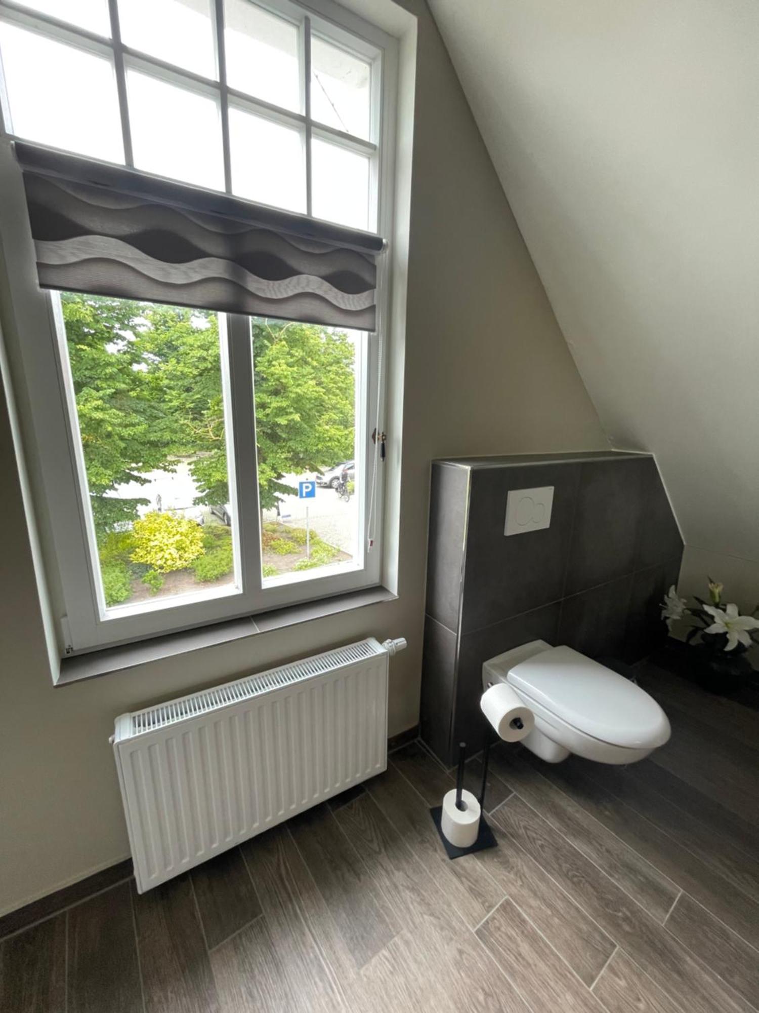 Luxus Lindenhof Apartments -Ferienwohnungen In Friesland An Der Nordsee Am Naturschutzgebiet Urwald Neuenburg  외부 사진